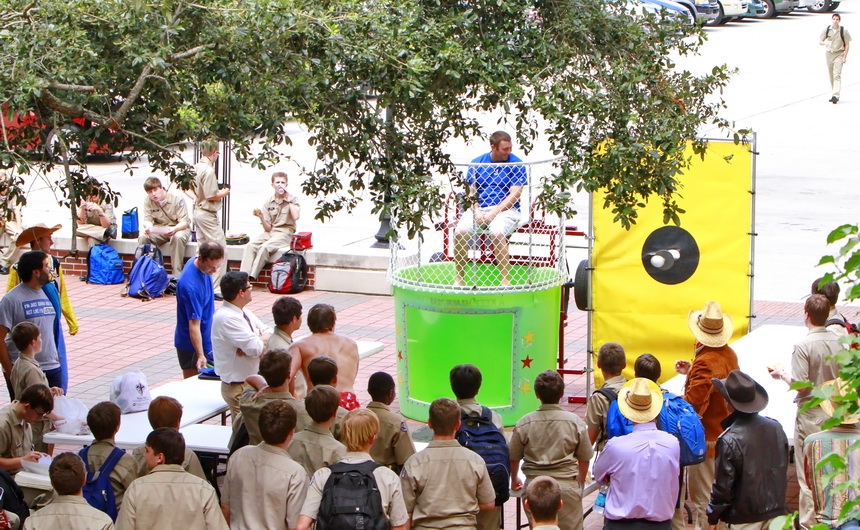 welcome-week-wednesday-county-fair_08272014_01