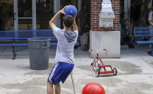 Welcome-Week_20160831_WedBalloonTricycles_0018