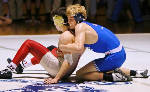 Wrestling 2016-17_JHS33vBrotherMartin28_01112017_16