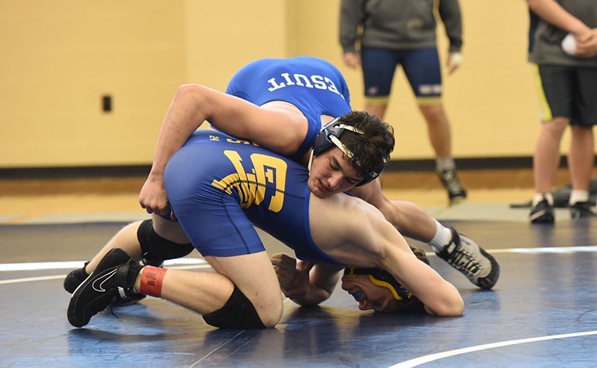 wrestling_citychampionship_20150124_004