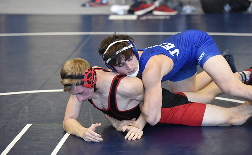 wrestling_citychampionship_20150124_009