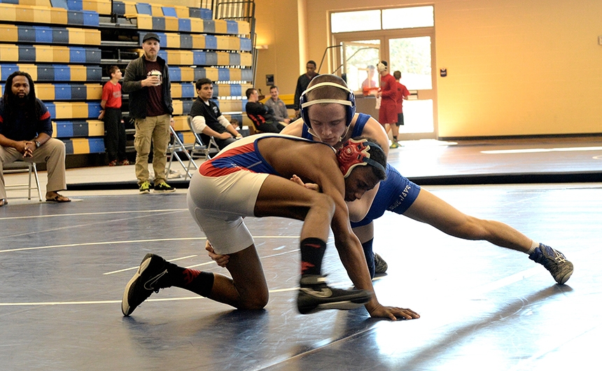 wrestling_citychampionship_20150124_011