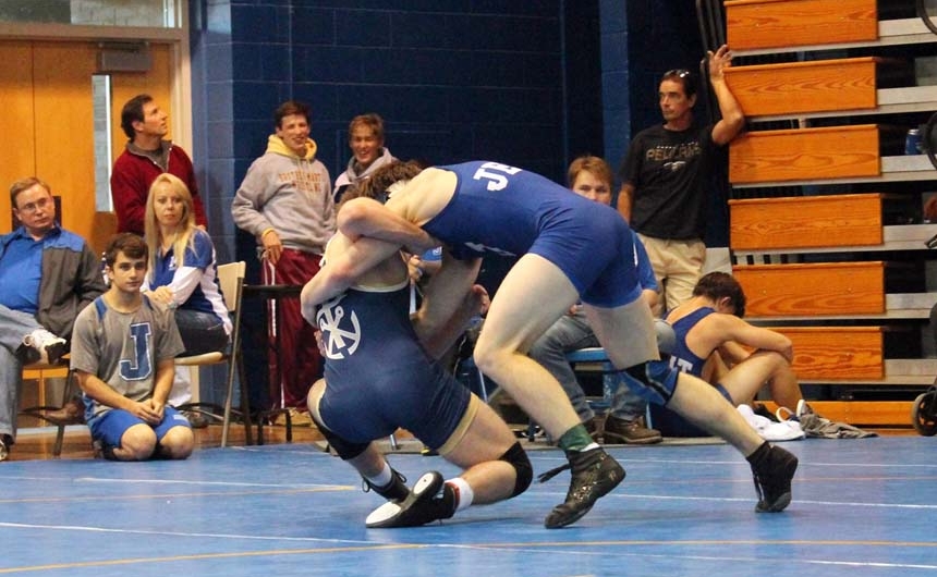 wrestling_20141115_mandevilleopen_junior-griffin-mason-152lbweb