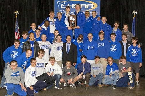 wrestling_2012_13_state_tourney_finals_021613_home650_team