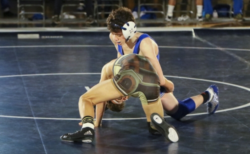 Wrestling_20170201_Holy-Cross_192