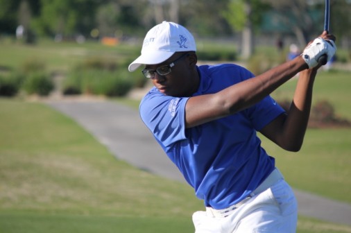 Senior C.J. Blagrove and the Jesuit golf team squeaked by Bro. Martin on Wednesday, April 9 at Lakewood.