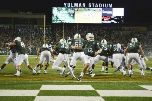 Tanner Lee directs the Tulane offense in the season opener versus Duke. It was a rough night for Lee and the Wave, but LaMothe is confident he'll bounce back.