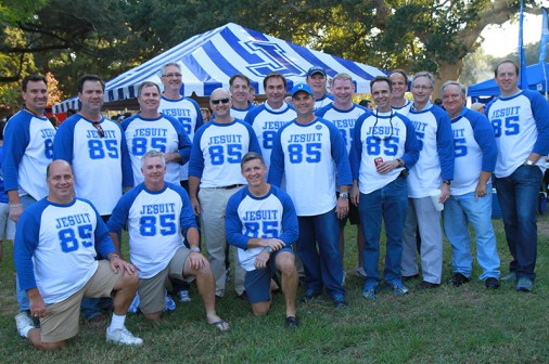 A large group of the Class of 1985 volunteered to serve food and help set-up and take down the tailgate.