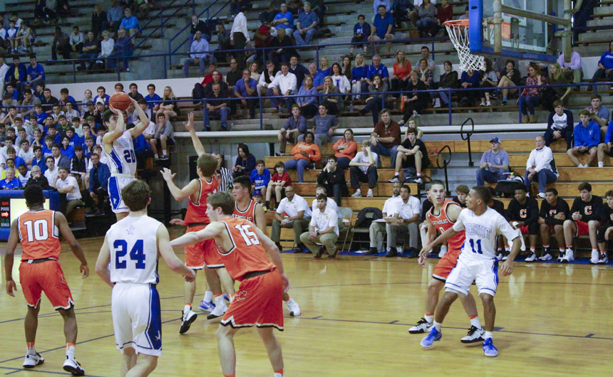 Collin Kulivan started with the first quarter scoring all seven of the Blue Jays first points.