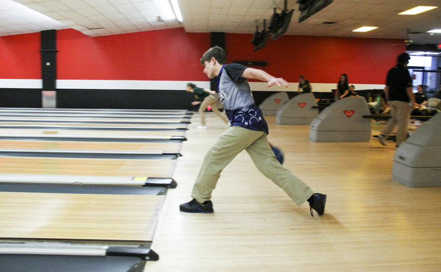Blue Jay Bowling Handed First Loss by Rummel Raiders