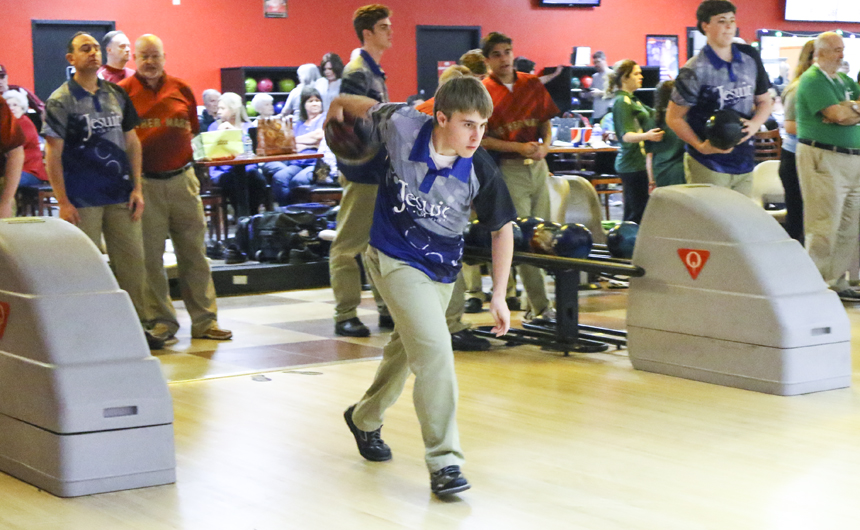 Bowling Wins Big on the Lanes Against Pearl River