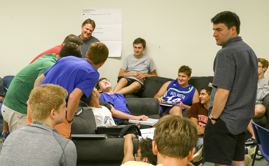 Student Leaders Collaborate at Borgia Leadership Retreat