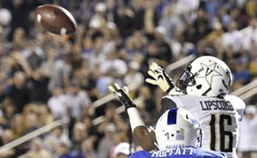 Football Alumni Make Presence Known in College Openers