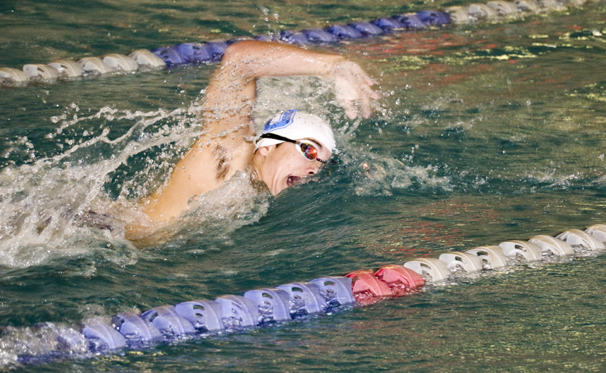 Jesuit Wins 35th Consecutive Metro Swim Meet