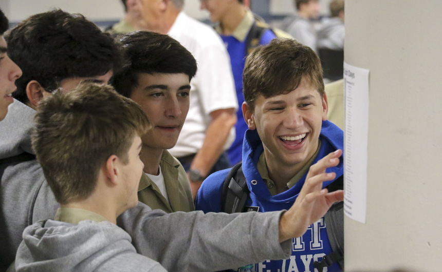 Rush Days Transform Commons Into Co-Curricular Library
