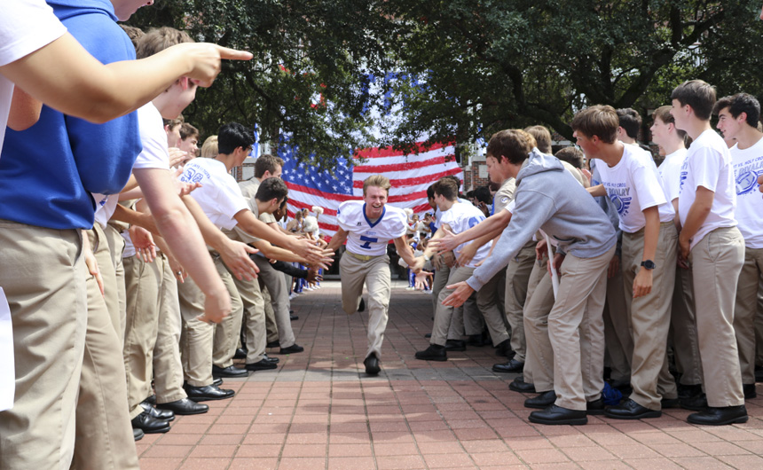 Student Council Presents Great <em>American</em> Rivalry Week