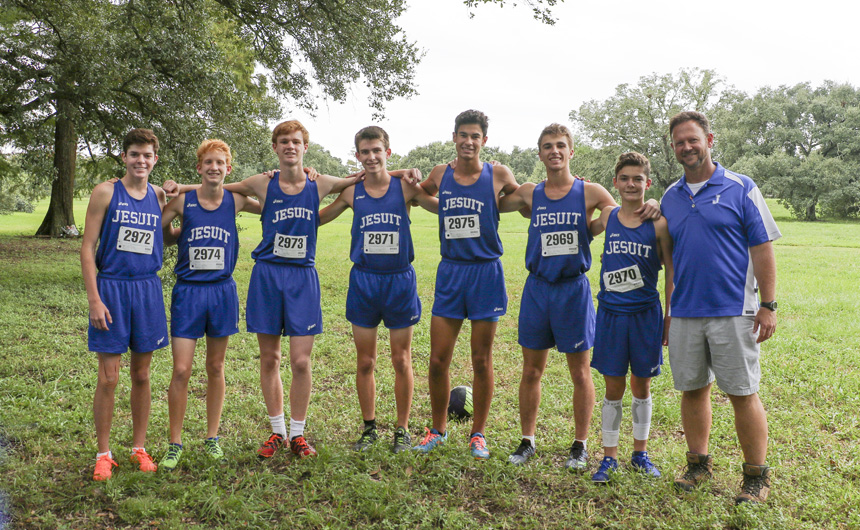 Cross Country Takes Second in District, Places Two Runners in Top Ten