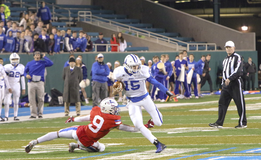 Gridiron Jays Leave Hearts on Field in Quarterfinal Loss, 27-14