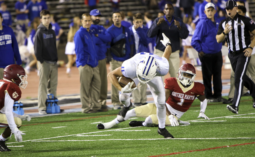 Football Finishes 5-5, Hosts St. Paul’s in Playoffs