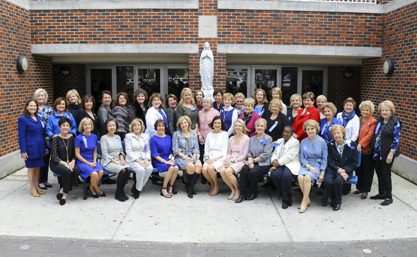 Alma Mater Recipients Honored at Jesuit Mothers’ Luncheon