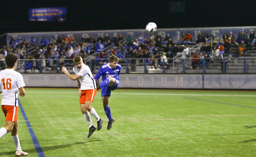 Heads Up: Jesuit Soccer Defeats Catholic, 1-0