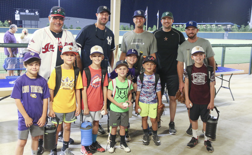 MLBPAA, Miami Marlins host Legends for Youth Clinic