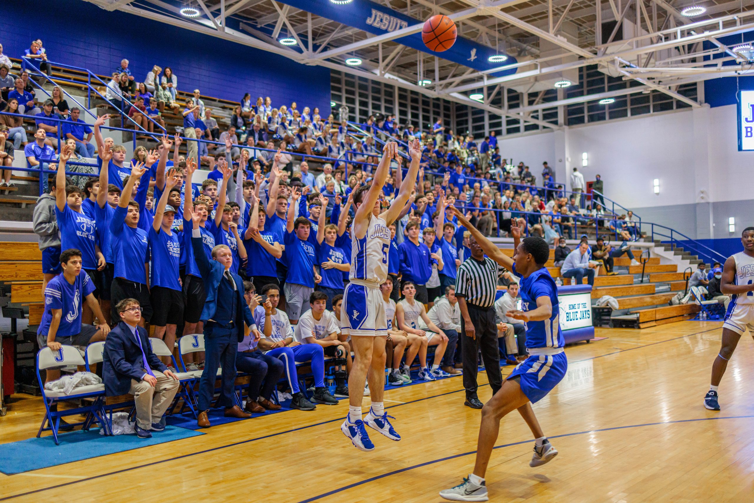 Jesuit Basketball Suffers Final Loss of 2021-2022 Season | Jesuit High ...