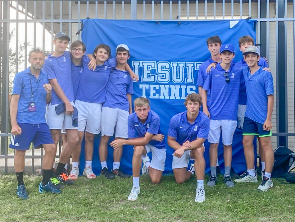 Jesuit Closes Out Tennis Season In Monroe