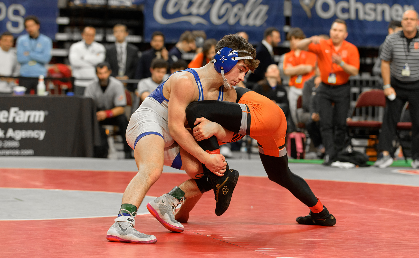 WRESTLING CLINCHES LHSAA DIVISION I STATE TITLE Jesuit High School of